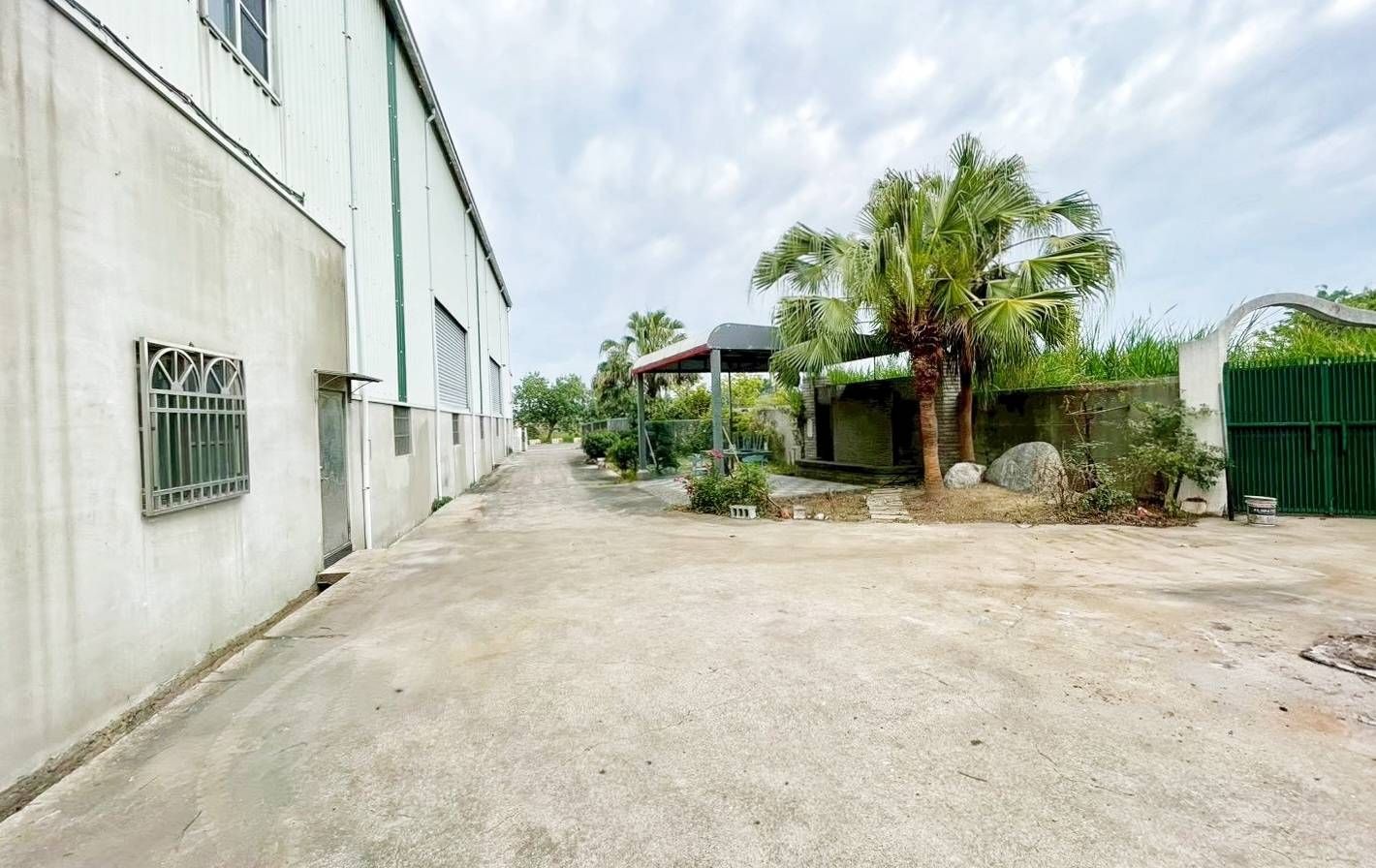 岡山區 投資型400坪農地廠房